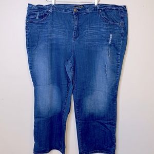 Lane Bryant Sz 28 Crop Jean